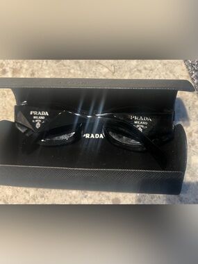 Prada Black Cat-Eye Logo Sunglasses with case